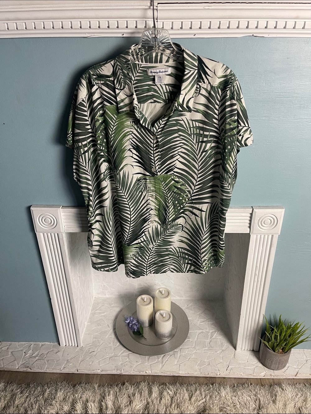 Tommy Bahama White 100% Silk Shirt with Green Palm Leaf Print